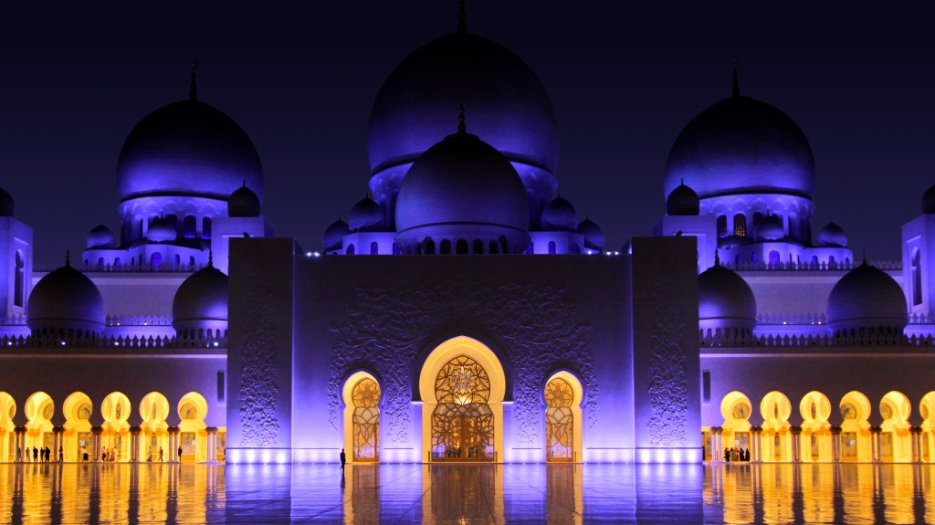 The Grand Sheikh Zayed Mosque by Night at the Abu Dhabi City Tour